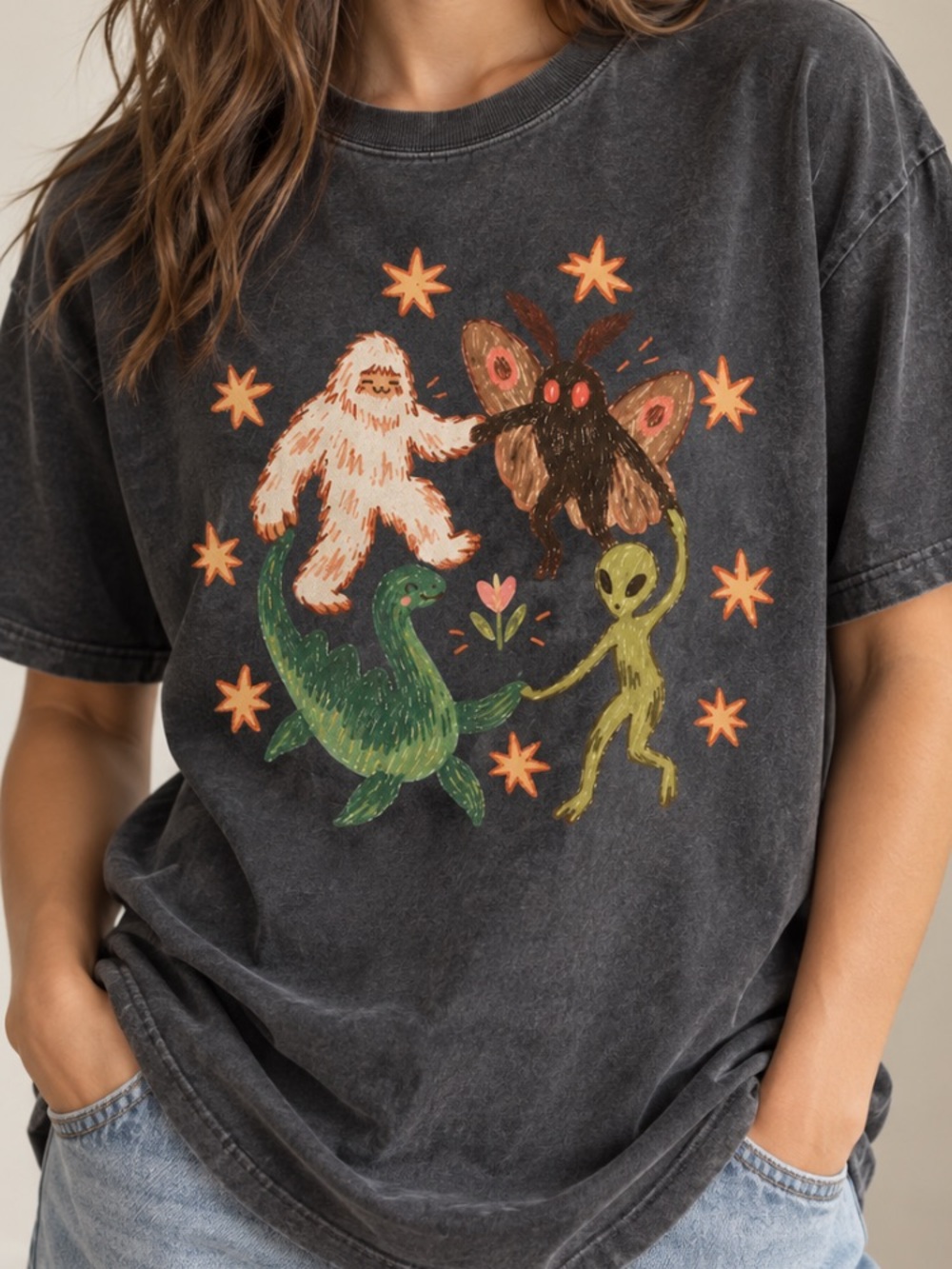 Comfort Colors Mothman Loch Ness Monster Alien Cryptids Stars Circle T-Shirt - Picture 2 of 6
